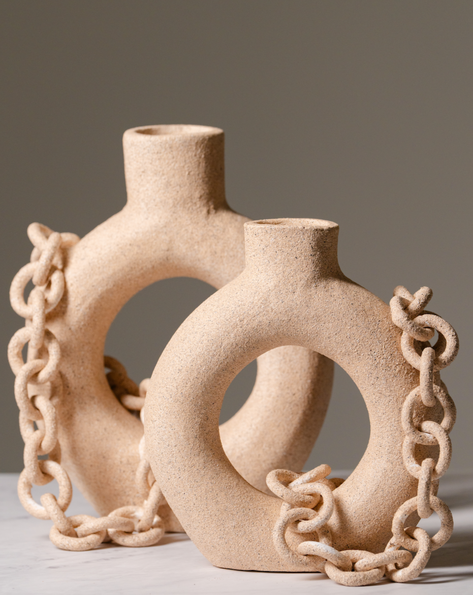 Ring Chain Vase