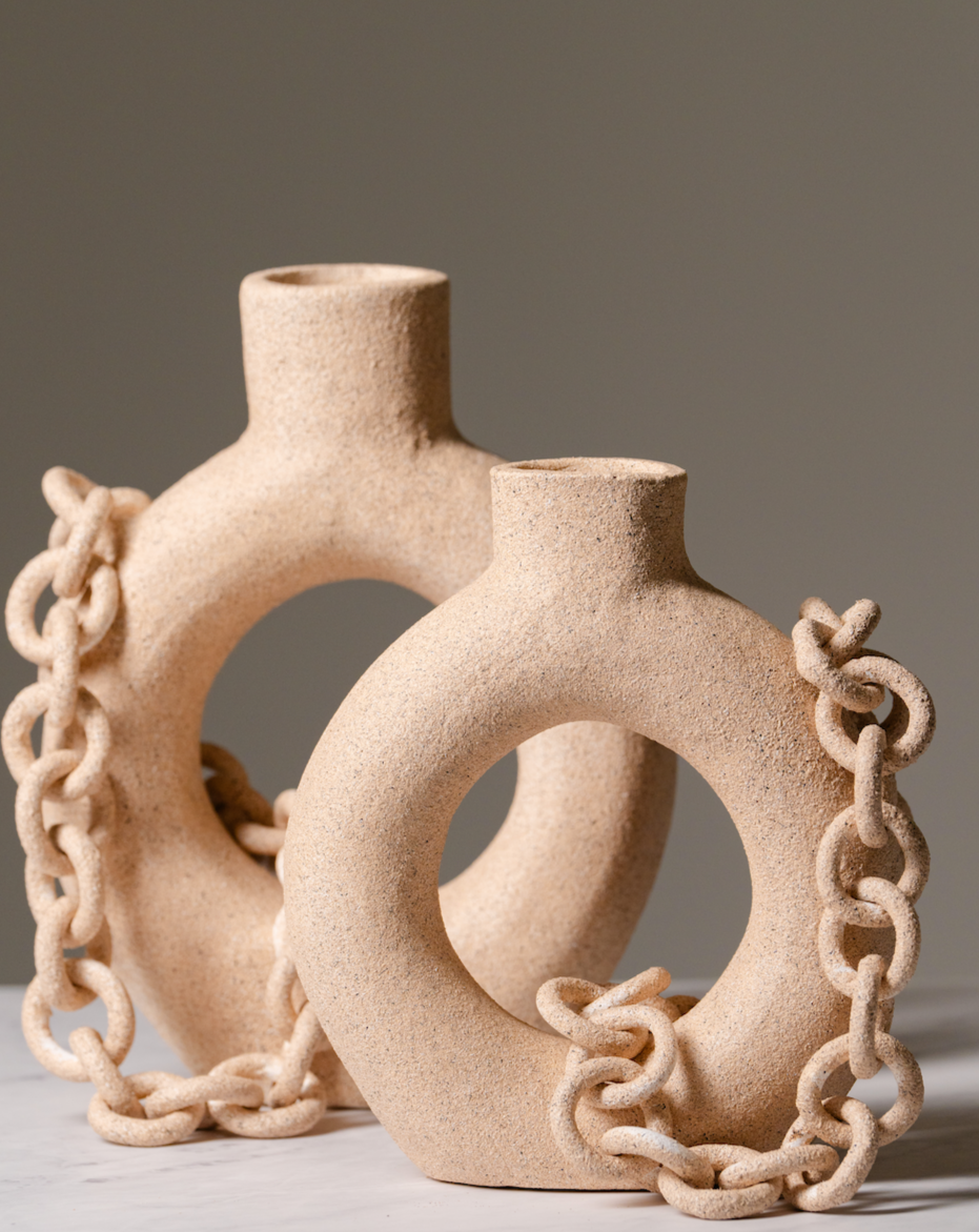 Ring Chain Vase